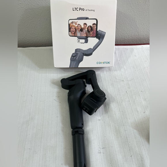 ComiTok‎ L7C Pro Black Smartphone Gimbal - Picture 1 of 3